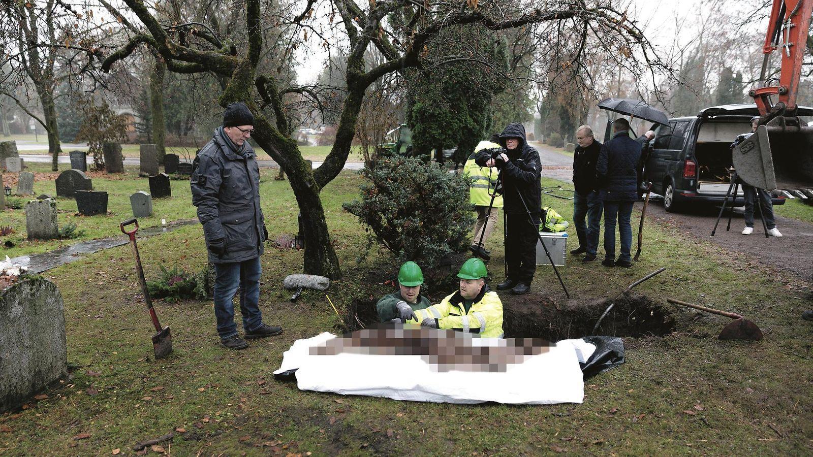 Jennifer Fairgate exumed body